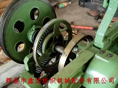 國(guó)產(chǎn)絲織機(jī)的型號(hào)（K251、K252、ZK272、K72、K274）與說(shuō)明