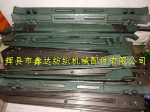織布機(jī)梭箱蓋板3305、擋板3306、底板3307